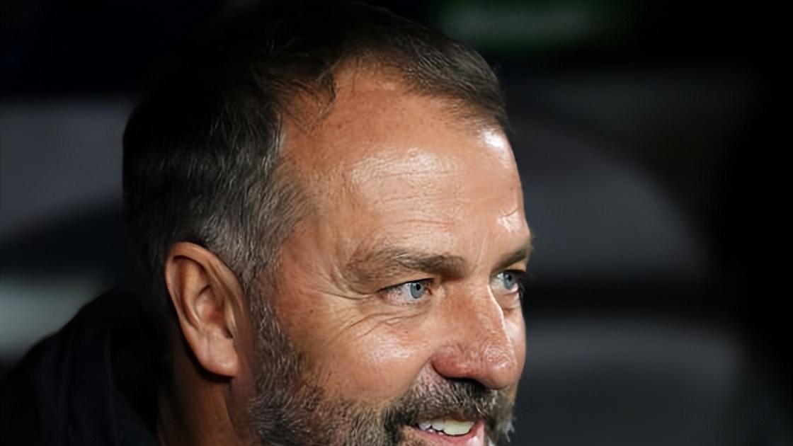 弗里克高位哲学遭遇布鲁日三度击穿，巴萨防线告急却仍拒退守