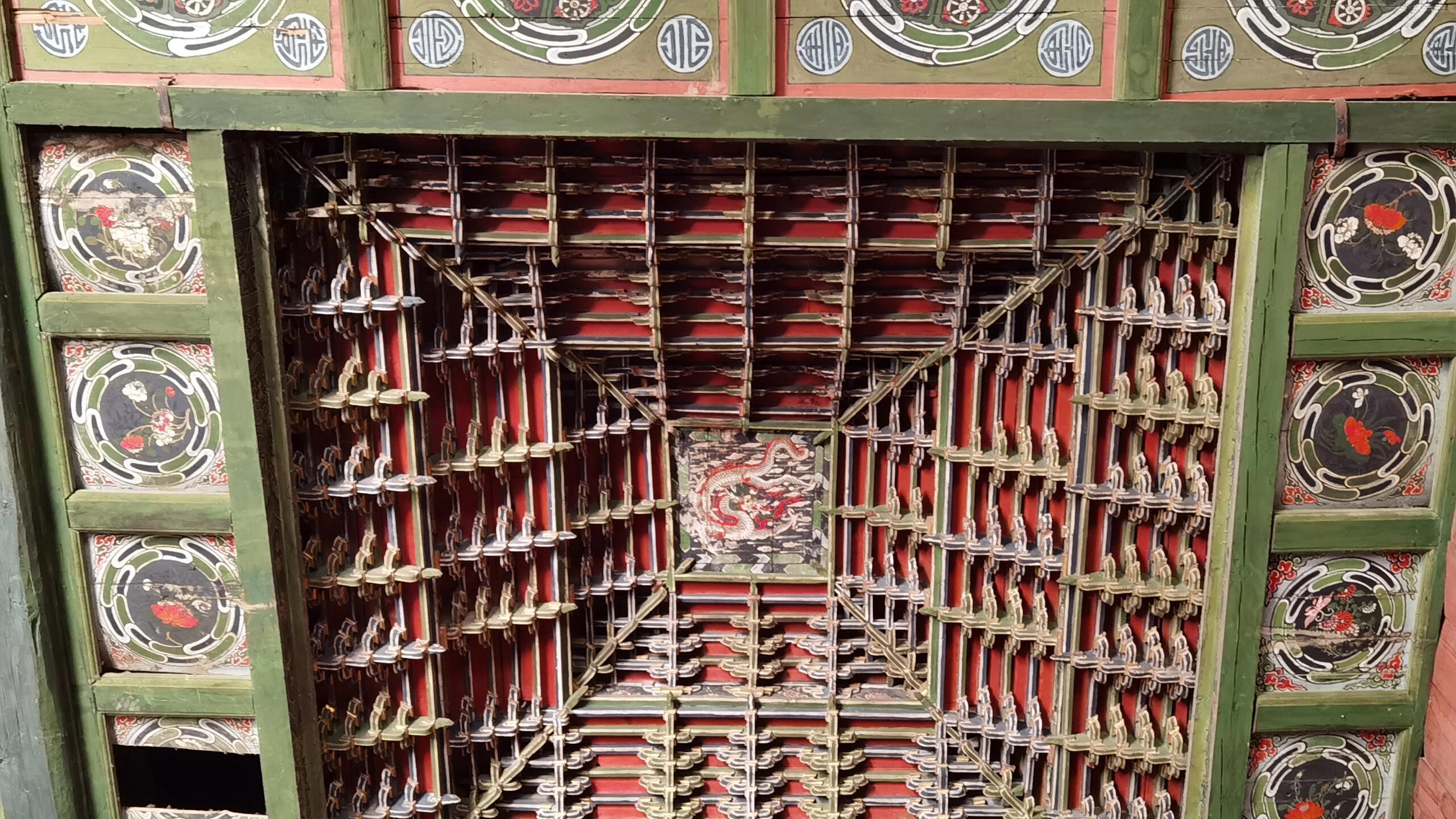 被低估的国保古寺，灵岩寺藻井藏玄机，速来一探究竟