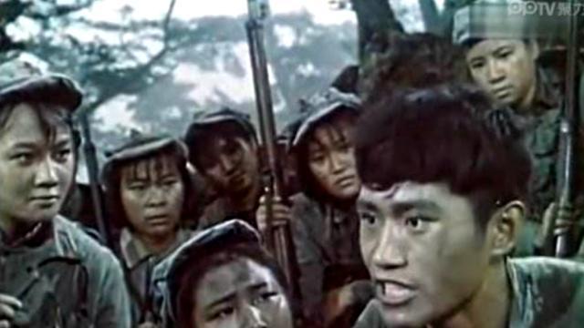 “金牌配角”牛犇：儿子也是演员，妻子去世前为何一直穿补丁衣服