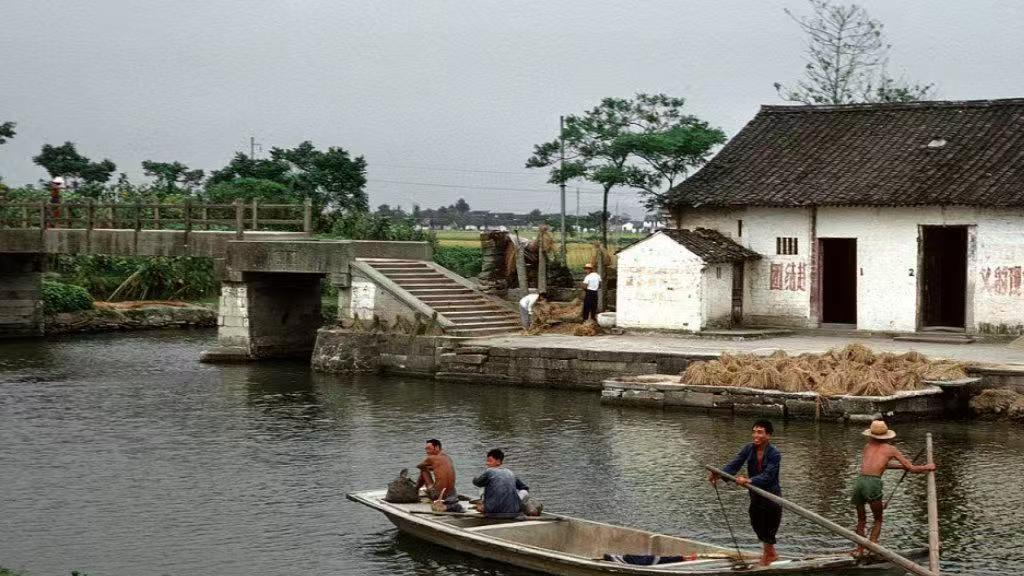 53岁的闺蜜突然去世，让我明白一个道理，女人一定要知道爱自己