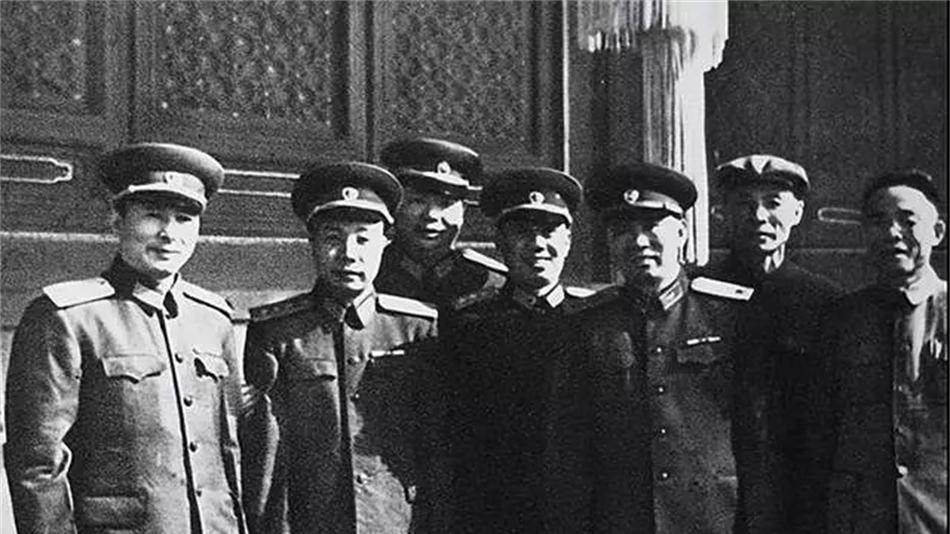 李德生为何不愿当政治局候补？许世友、陈锡联：这事我们不能说