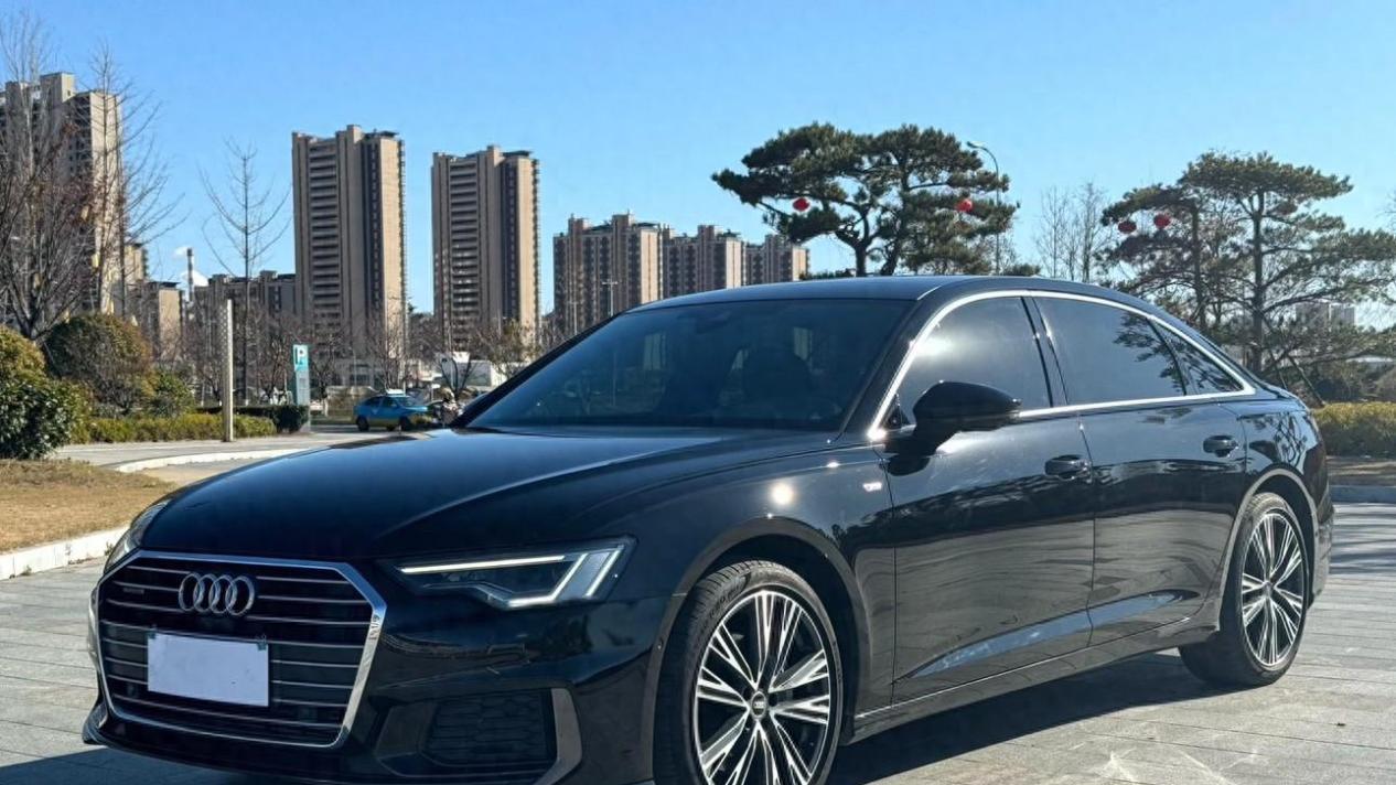 2022款奥迪A6L，7.9秒破百，宜商宜家之选