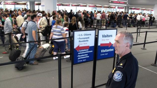 美国签证、绿卡持有人注意了，入境必须刷脸了