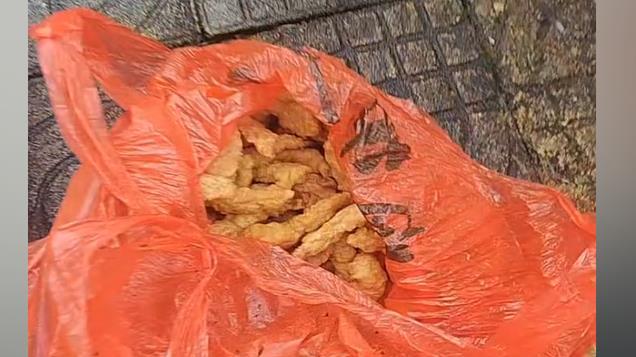 都说“儿行千里母担忧”但是有人不这么想，当父母知道该有多痛心