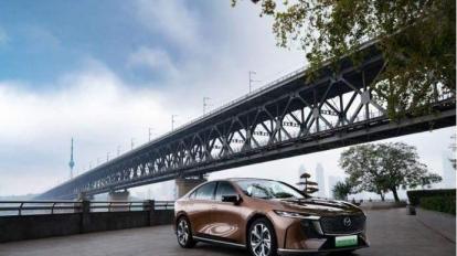 独占鳌头！MAZDA EZ-6荣膺2025 C-NCAP五星安全评价