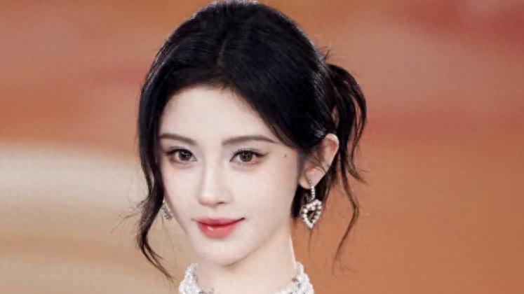 跟公司彻底撕破脸！鞠婧祎走上赵露思老路