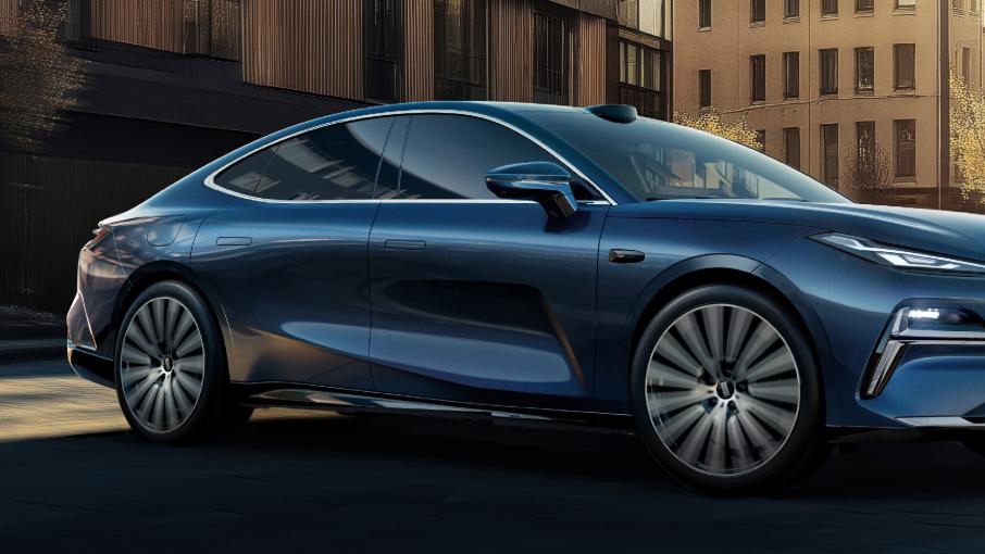 吉利造了一辆帕拉梅拉！6秒级破百，绝美颜值，13万级预售