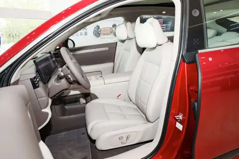 20.99万起，新一代智己LS6实车体验，自己好开，家人爱坐