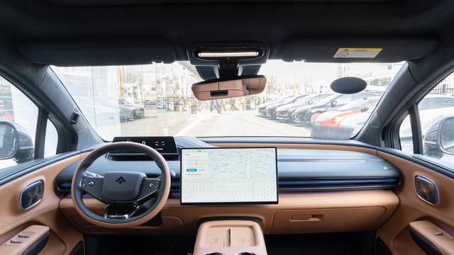 大电池增程SUV，纯电跑350公里，带空悬+高阶智驾，还看啥理想？