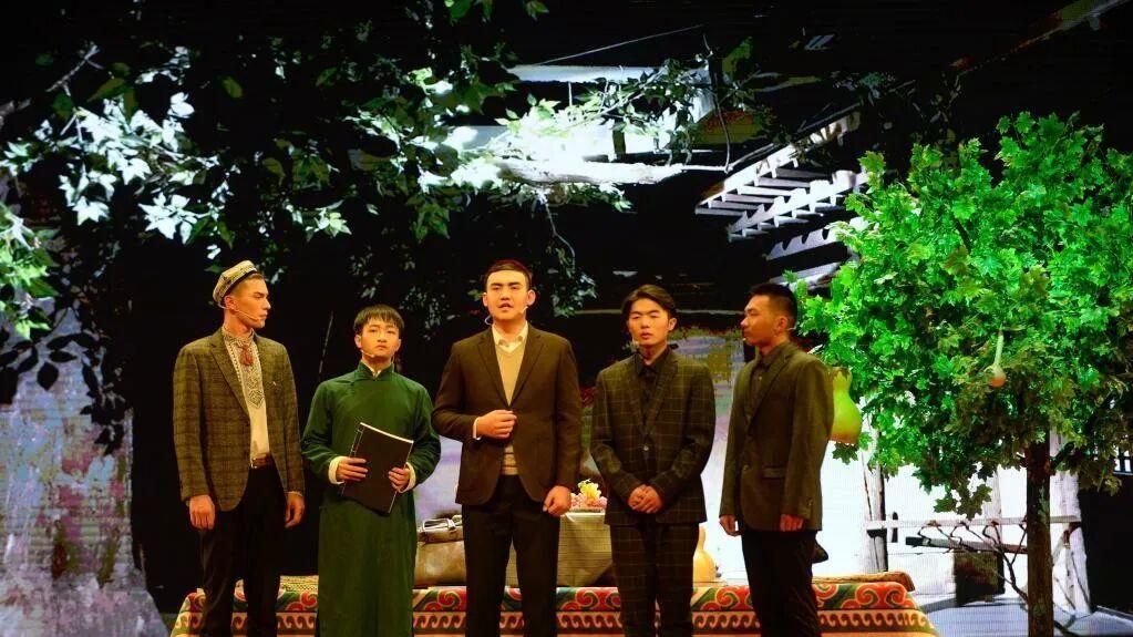 任亭竹：扎根红色文化，塑造典型形象——论2021西北“红色”校园戏剧的正面人物形象