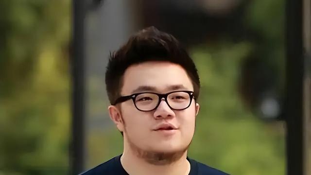 7年前，那个嫁给巴图，成为宋丹丹儿媳的普通女孩，现在怎样了？