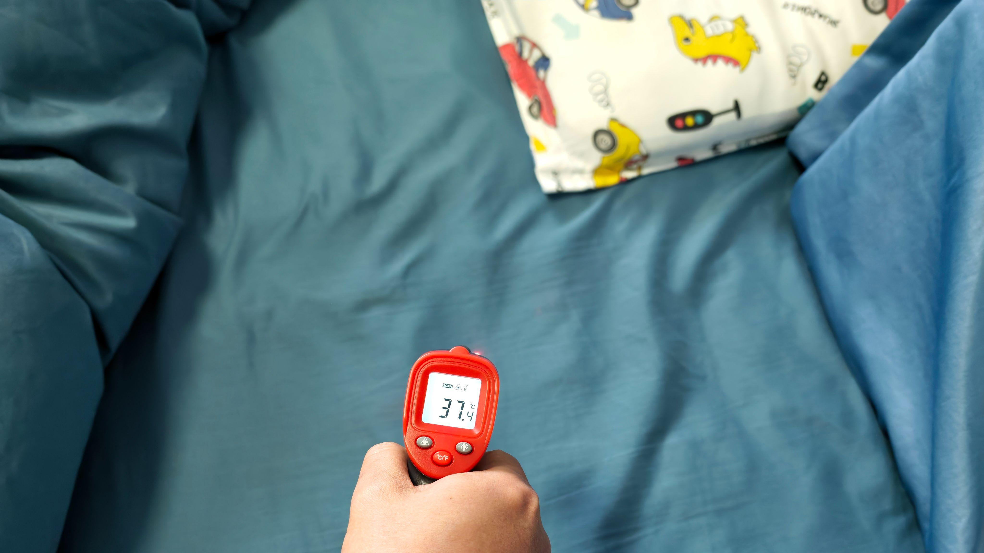 自费水暖毯实测：是智商税还是真香？耗电量、舒适度到底如何？我用数据告诉你