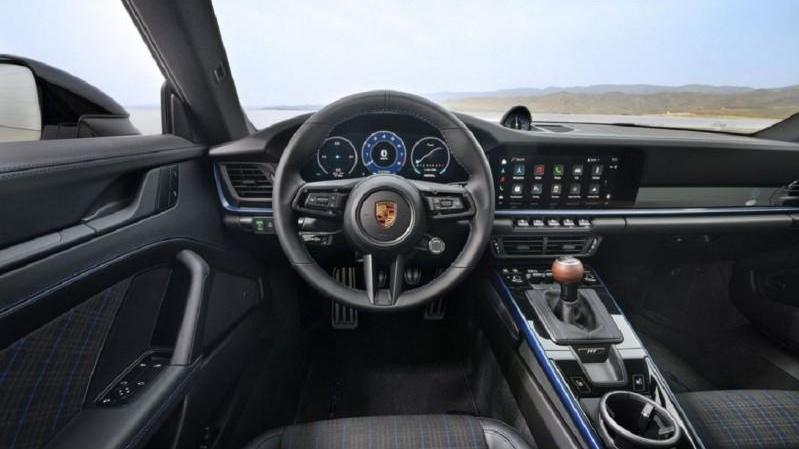 标配3.0T+6MT，百公里加速4.5秒，新款保时捷911 Carrera T亮相