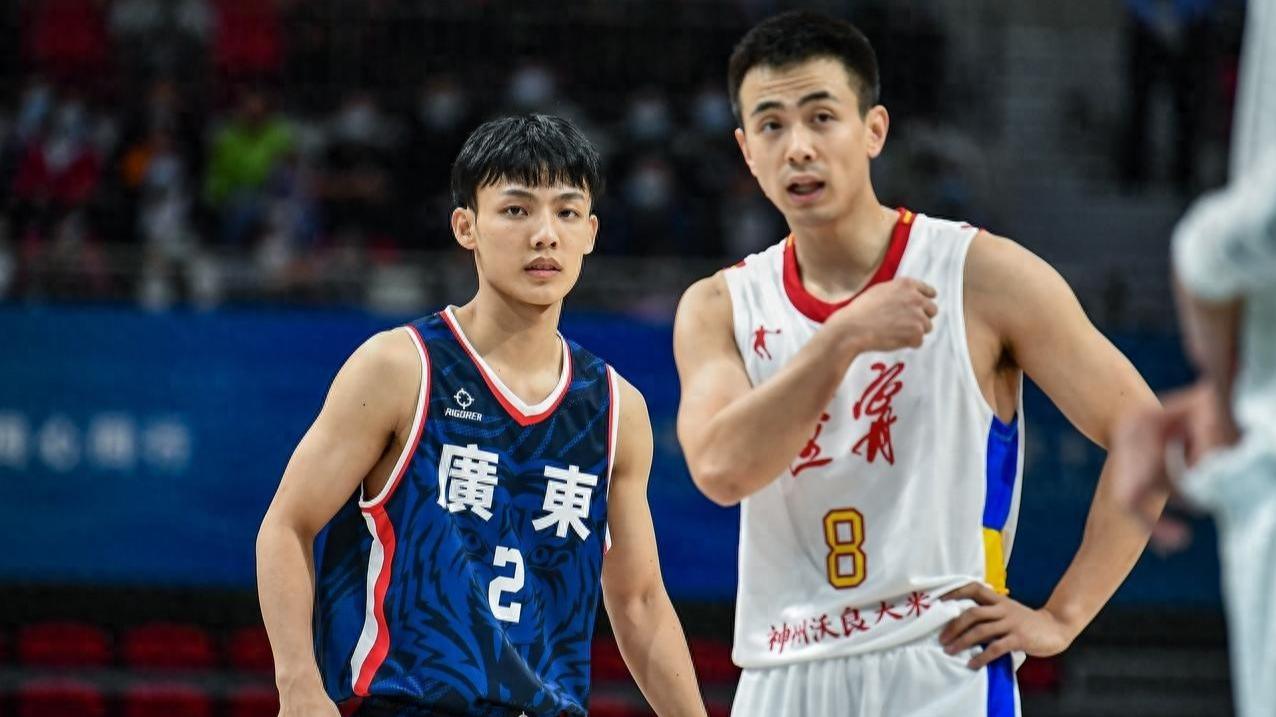 徐杰20分4抢断也无缘今日最佳！对不起，他遇到了庞峥麟