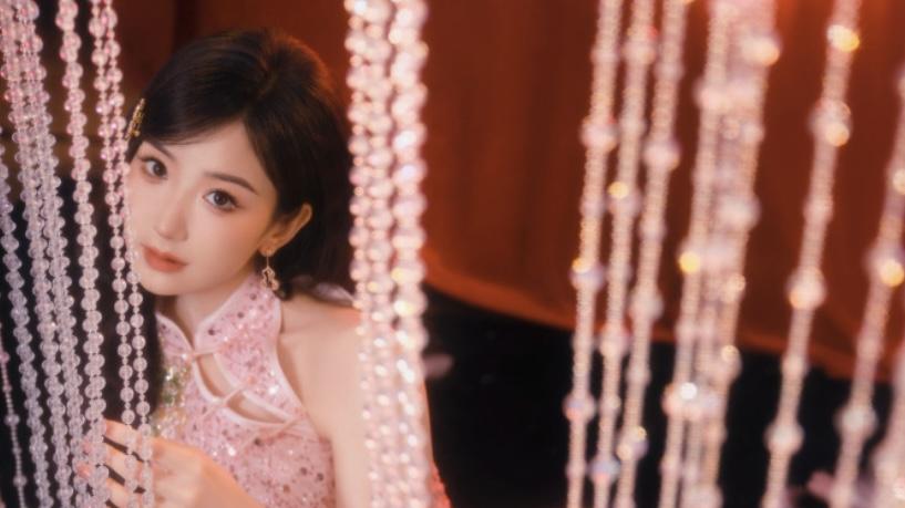 毛晓彤《金风玉露》甜度爆表！东方卫视跨年舞台惊艳全网