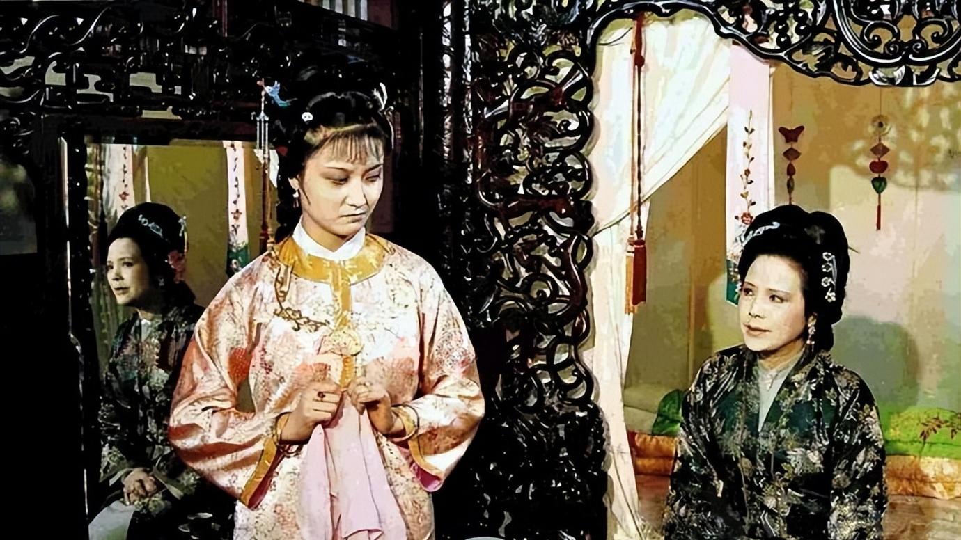 比探春更惨的嫡女：有娘生没娘疼，有身份没靠山，贾迎春才最苦