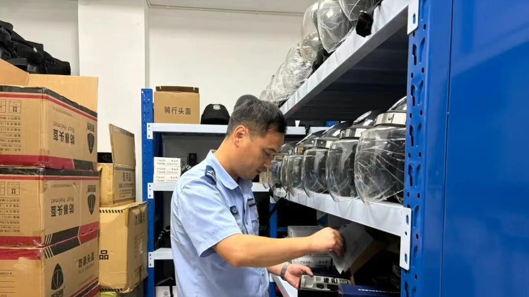 浙江温州四十五岁辅警，担任“辅警大队长”