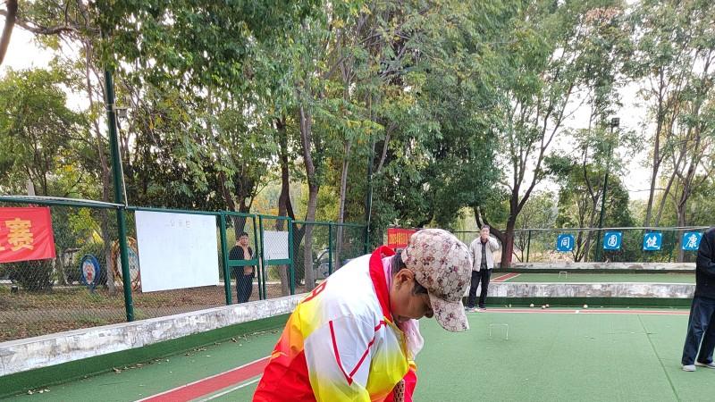阜阳市颍泉区老干部中心举办重阳节聚老友门球友谊赛