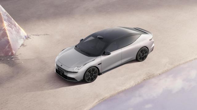 谁在定义下一代混动美学？全球首秀的领克10EM-P给出破局答案