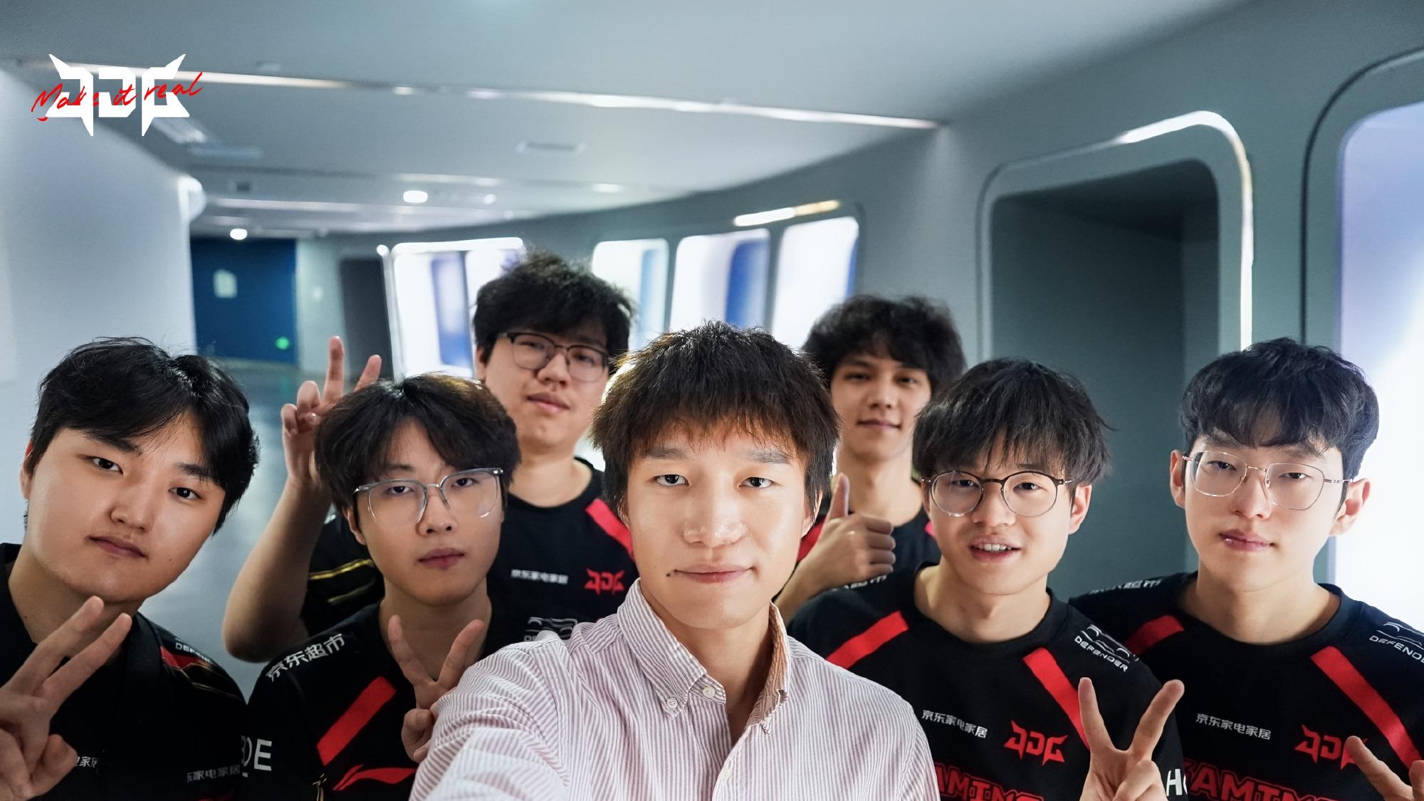 LPL又输越南队！JDG0-2不敌GAM，惨遭暴打！xiaoxu尽力带不动