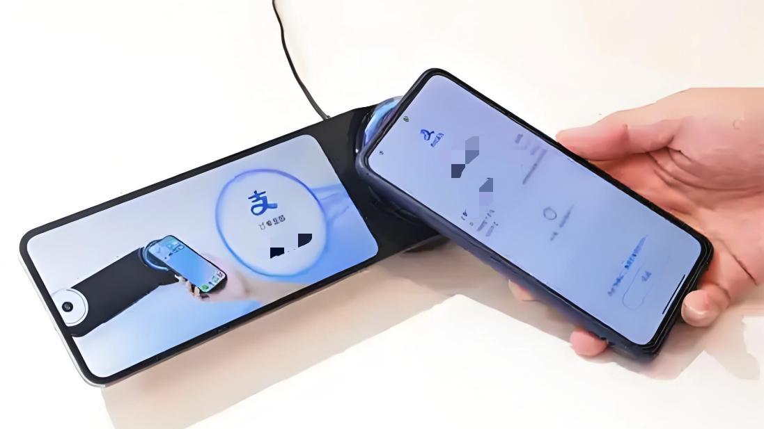 OPPO × 蚂蚁合作落地：多智能体协同是下一个风口吗？