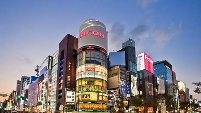 放弃中国国籍改投日本，结果日本拒收中国不要，今成夹缝中的黑户