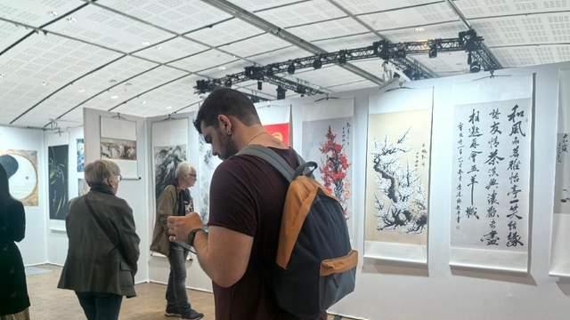 法国卢浮宫国际艺术沙龙展入展艺术家——徐驰