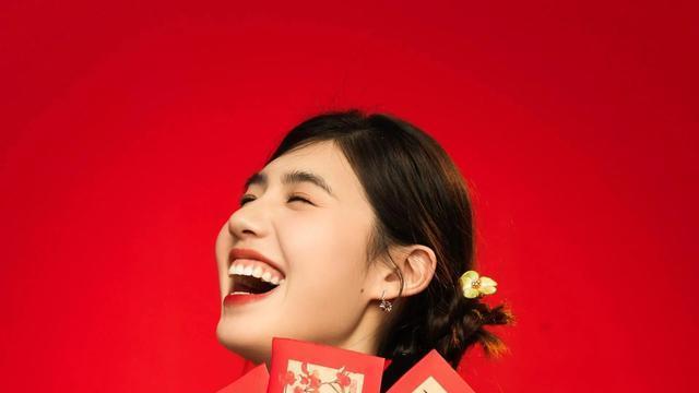 张雨霏元宵节晒与妈妈合照母女俩如复制粘贴张妈妈个子高挑好美