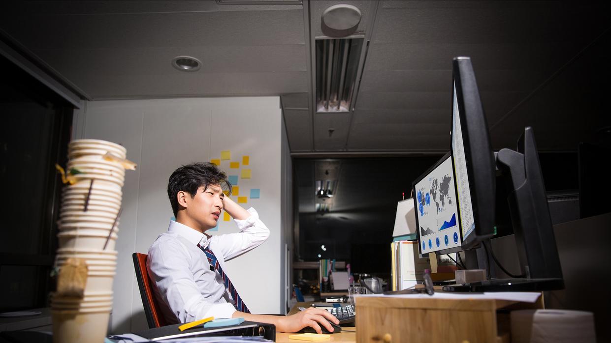 银行工作痛苦不堪，离职不是最佳选择，而是向内破局