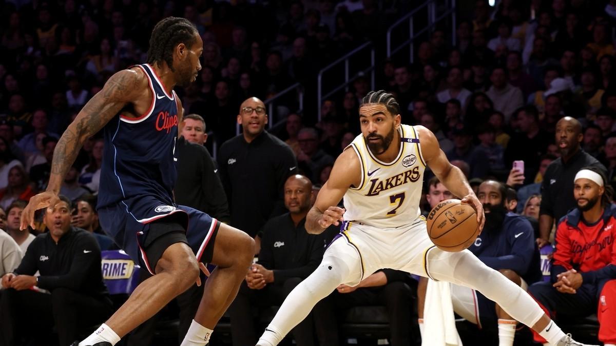 杰伦威41+6+7无缘今日最佳球员！因为爱德华兹44+5+7打爆杜兰特！