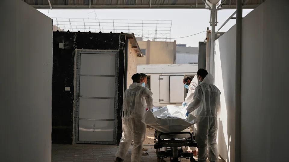 以色列移交30具巴勒斯坦遗体，哈马斯归还两名人质遗骸