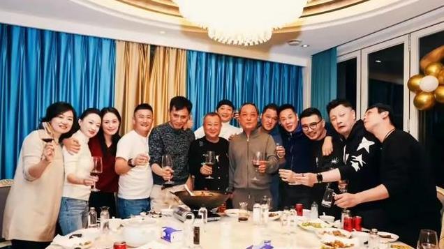血色浪漫、二十年聚会，刘烨等参加、孙俪没来，傅彪李靖飞已去世