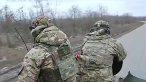 乌克兰紧急降征兵年龄至18引热议，背后隐忧浮现
