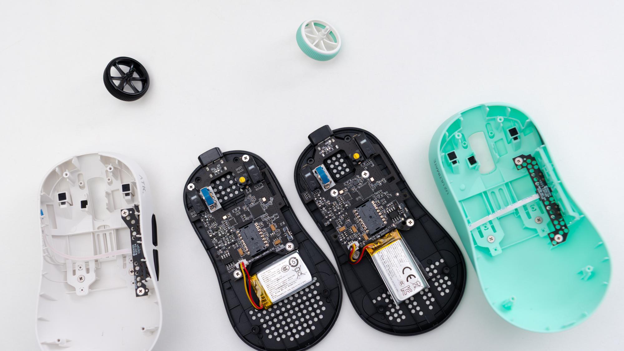 极致内卷下的双雄对决：ATK 烈空 U2V2 Mini 大师版 vs U2V2 Ultimate 大