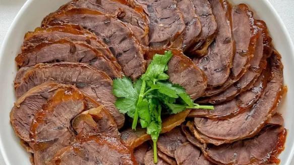 大厨不外传的秘方：卤牛肉香料的黄金搭档，让你口水直流！