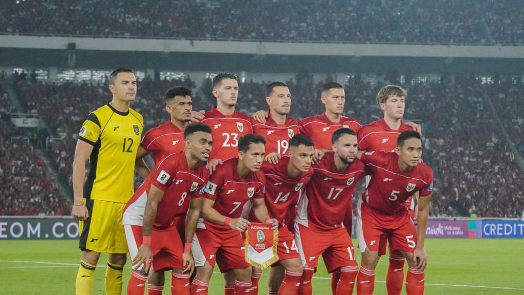 无缘世界杯！印尼两连败出局 球迷要求克鲁伊维特下课