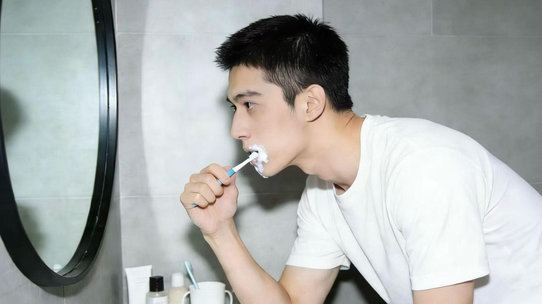 朋友众多的俊小白，能让牙齿再生吗？