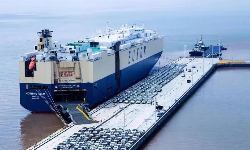 中国岸舰连接器曝光，模块化登陆系统如何重构台海攻防方程式