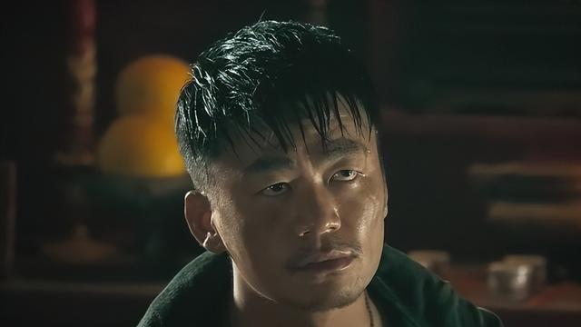王宝强只会演“窝囊废”？那是因为你没见过他10年前最凶狠的样子