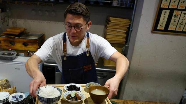 特朗普：日本再投降一次！日本人真横，2句话揭了美国的老底