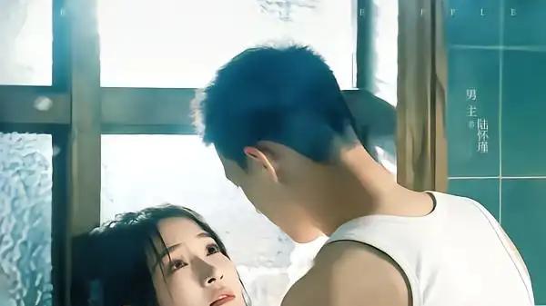 短剧《一袭清梦压海棠》一梦压海棠家之温情绘