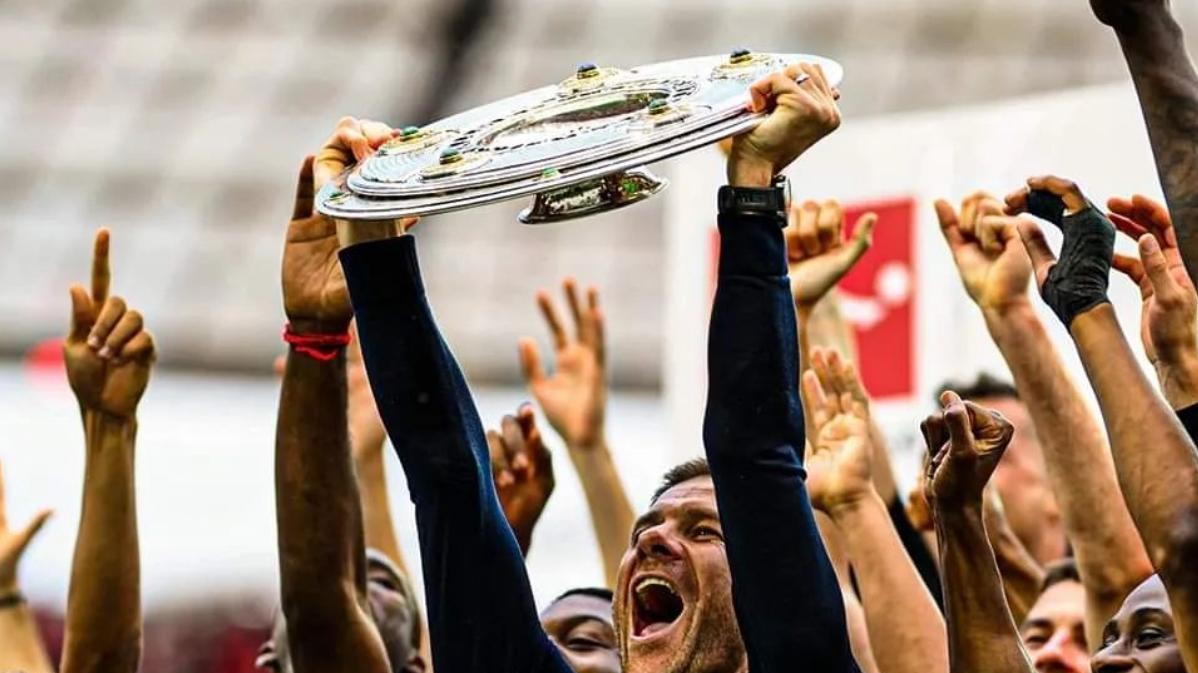 阿隆索难镇住更衣室：皇马是否需要重建？弃用功勋主帅要付出代价？