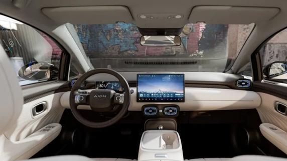 2025年纯电小车选购指南，新晋热门车型埃安UT，性能与性价比兼具