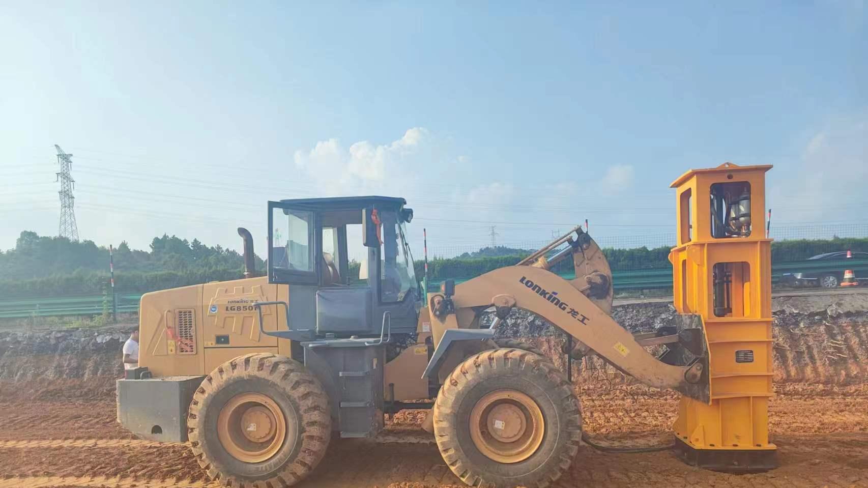 高速液压夯实机在现代工程建设中的应用与发展