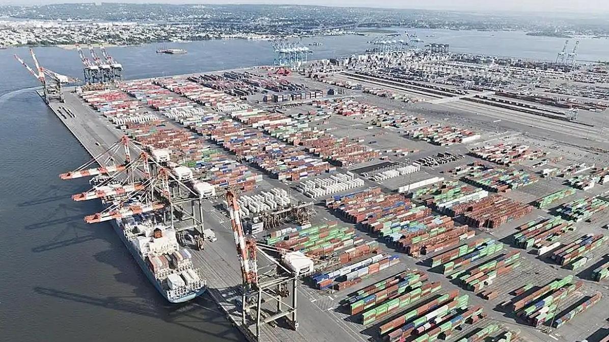 大乌龙！胡塞导弹炸错目标，美军报复行动引发争议