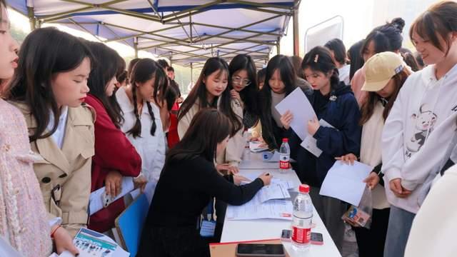 近10年本科“红牌”专业，法学、历史学上榜！考生和家长可规避