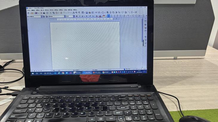 普通电脑端的办公工作，真的要输给手机端了