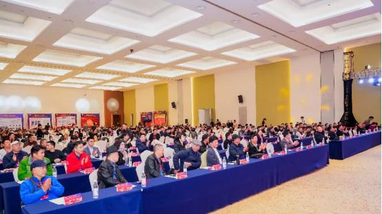 2026湖北汽车后市场产业峰会暨企业联合会年度盛典圆满举行