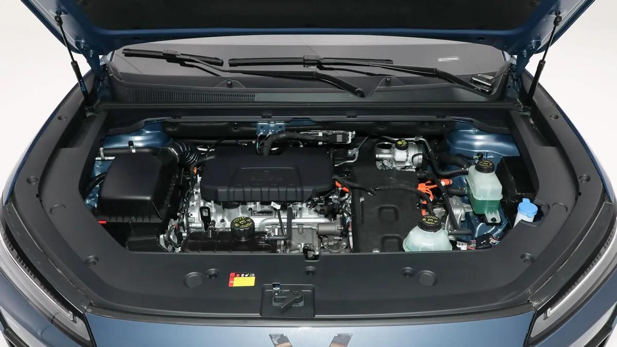 五菱星光S PHEV三月有福利，价格低至9.98万元，国民品牌太香了！