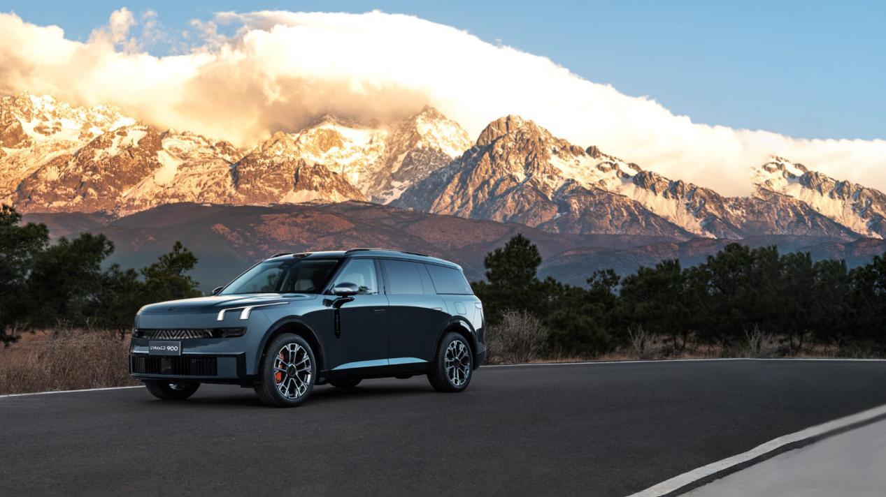 全尺寸混动SUV的变革者，领克900凭多维度优势席卷市场